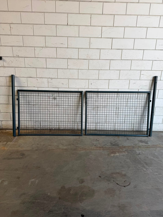 Dubbele tuinpoort 300 × 100 cm – RAL7016 antraciet – 2e keus